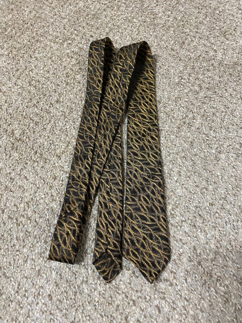 VTG Expressions Tie Mens Skinny 70s Retro Disco Abstract Suit Gold Black